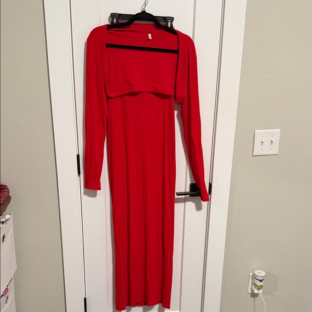 ReoRia Bold Red Long Sleeve Dress
